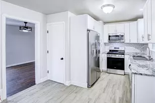 11916 Wayland Ave, Loveland, OH 44111 - Photo 5