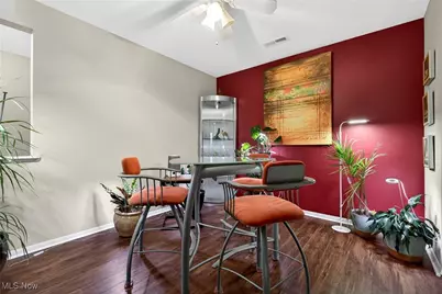 10373 Glenway Drive #202, Twinsburg, OH 44087 - Photo 9