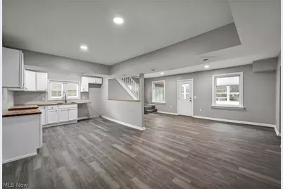 295 E 238th Street, Euclid, OH 44123 - Photo 11