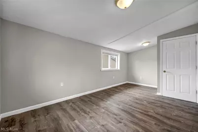 295 E 238th Street, Euclid, OH 44123 - Photo 25