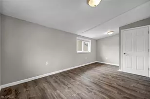 295 E 238th St, Euclid, OH 44123 - Photo 25