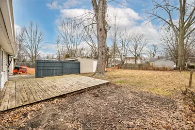 295 E 238th Street, Euclid, OH 44123 - Photo 35