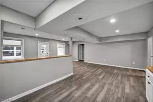 295 E 238th St, Euclid, OH 44123 - Photo 17