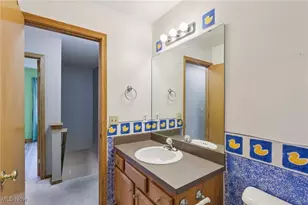 854 Longbrook Dr, Wadsworth, OH 44281 - Photo 27