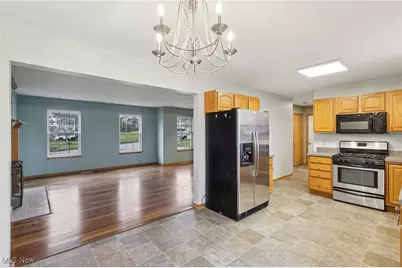 854 Longbrook Drive, Wadsworth, OH 44281 - Photo 5