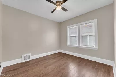 11913 Buckingham Avenue #2/UP, Loveland, OH 44120 - Photo 15