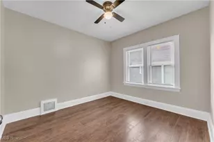 11913 Buckingham Ave, Loveland, OH 44120 - Photo 15