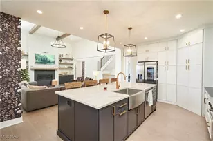 2071 Lanterman Cir, Hinckley, OH 44233 - Photo 7