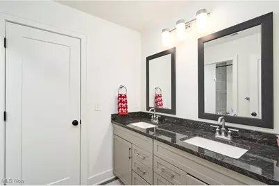 2071 Lanterman Circle, Hinckley, OH 44233 - Photo 21