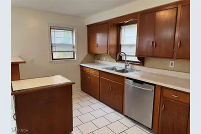 3053 Helen Place NW, Canton, OH 44708 - Photo 11