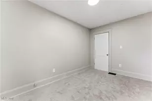 25 Chester Ave SE, Massillon, OH 44646 - Photo 17