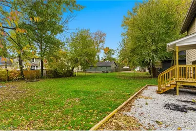 25 Chester Avenue SE, Massillon, OH 44646 - Photo 3