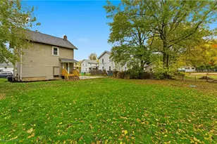 25 Chester Ave SE, Massillon, OH 44646 - Photo 5