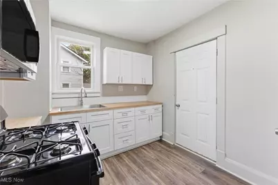 25 Chester Avenue SE, Massillon, OH 44646 - Photo 13