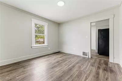 25 Chester Avenue SE, Massillon, OH 44646 - Photo 11