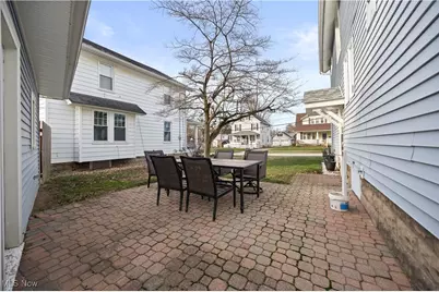 611 West Street, Amherst, OH 44001 - Photo 5