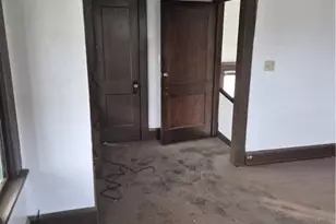 13501 Milan Ave, East Cleveland, OH 44112 - Photo 7