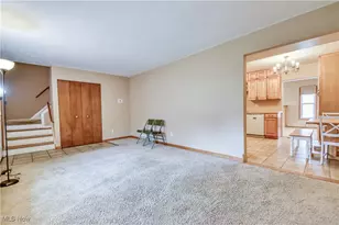 962 E 348th St, Eastlake, OH 44095 - Photo 7