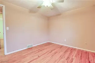 962 E 348th St, Eastlake, OH 44095 - Photo 21