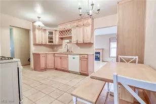 962 E 348th St, Eastlake, OH 44095 - Photo 9