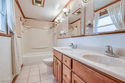 962 E 348th Street, Eastlake, OH 44095 - Photo 19