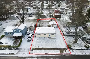 9852 Belden Dr, Windham, OH 44288 - Photo 3