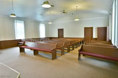 305 Ridge Road, Cortland, OH 44410 - Photo 7