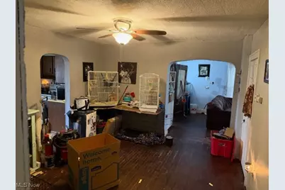 1537 Wooster Road W, Norton, OH 44203 - Photo 3