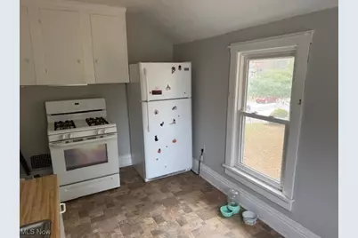 1537 Wooster Road W, Norton, OH 44203 - Photo 13