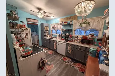 2849 Montgomery Avenue NW, Warren, OH 44485 - Photo 7