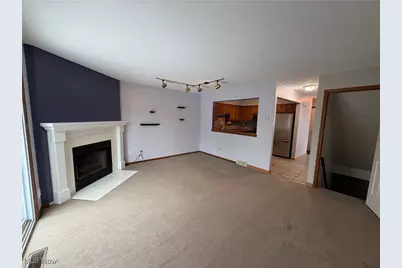 4265 Rolling Hills Drive, Brunswick, OH 44212 - Photo 7
