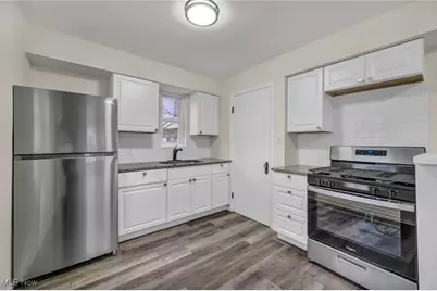 766 E 232nd Street, Euclid, OH 44123 - Photo 11