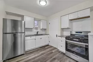 766 E 232nd St, Euclid, OH 44123 - Photo 11