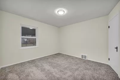 766 E 232nd Street, Euclid, OH 44123 - Photo 23