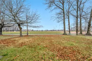 766 E 232nd St, Euclid, OH 44123 - Photo 7