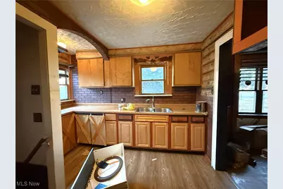 174 Killian Road, Akron, OH 44319 - Photo 19