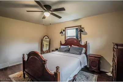 3915 Orchardview Drive SE, East Canton, OH 44730 - Photo 17