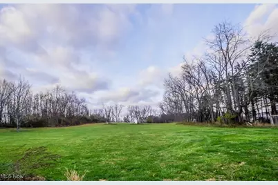 3915 Orchardview Drive SE, East Canton, OH 44730 - Photo 33