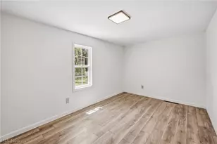 3343 Lawnview Ave, Lowellville, OH 44436 - Photo 15