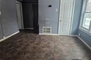 2371 E 79th St, Loveland, OH 44104 - Photo 7