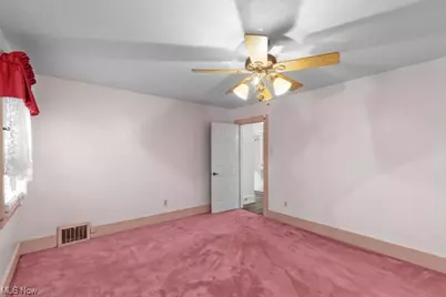 3521 Lindberg Way, Weirton, WV 26062 - Photo 19