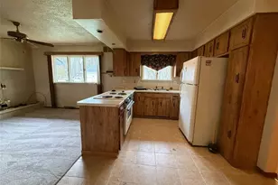 2851 Carlton Dr NW, Warren, OH 44485 - Photo 3