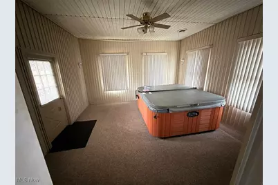 2851 Carlton Drive NW, Warren, OH 44485 - Photo 17