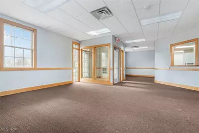 91 5th Street SE, Barberton, OH 44203 - Photo 5