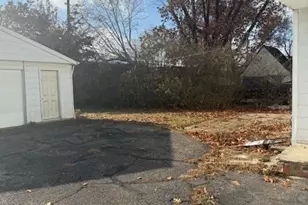 16804 Holbrook Rd, Huber Heights, OH 44120 - Photo 25