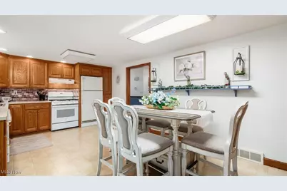 1268 Ellen Drive, Zanesville, OH 43701 - Photo 17