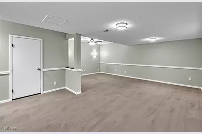 30185 Overlook Drive, Wickliffe, OH 44092 - Photo 35