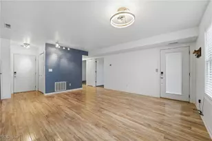 5237 W Lake Road W, Ashtabula, OH 44004 - Photo 9