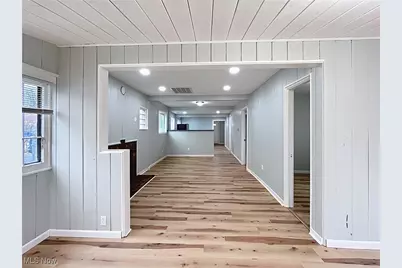 38599 Plains Court, Willoughby, OH 44094 - Photo 9