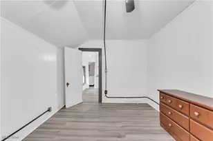 14917 Darwin Ave, Loveland, OH 44110 - Photo 23